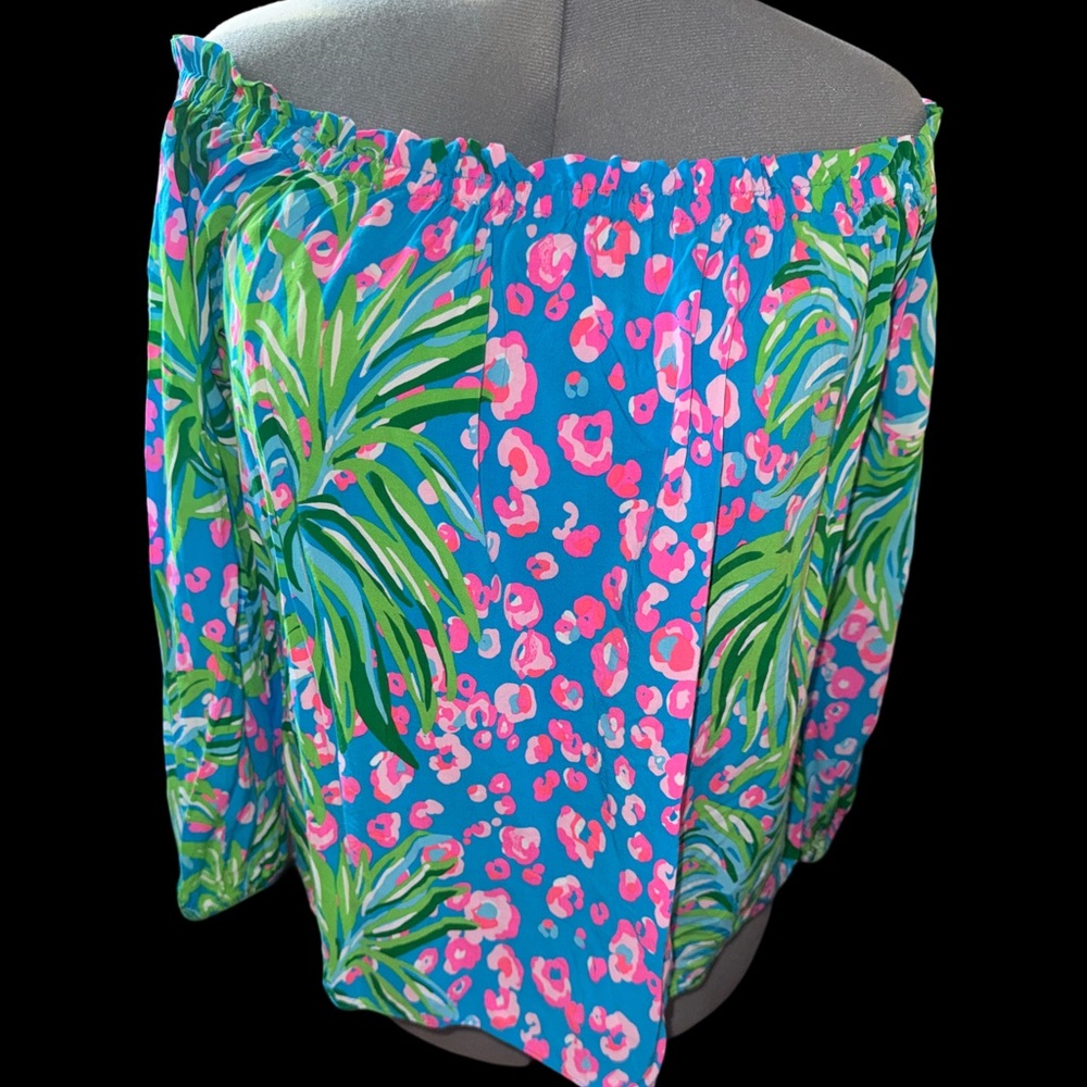 g.u.c. 💚💗💙 Size Large Off The Shoulder Top See photo for flaws💚💗💙